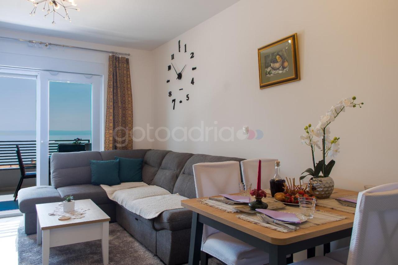 Sea View Apartment Ljiljana Макарска Екстериор снимка