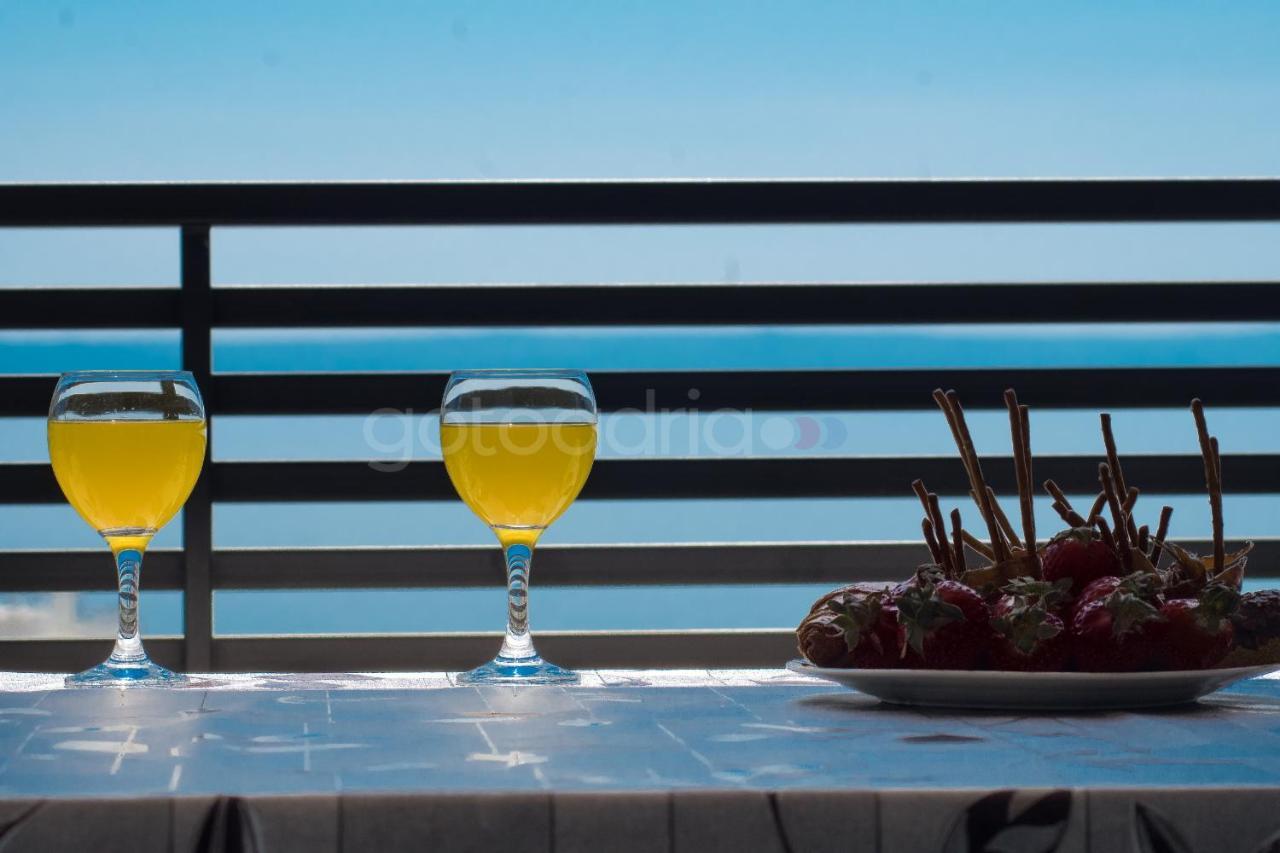 Sea View Apartment Ljiljana Макарска Екстериор снимка
