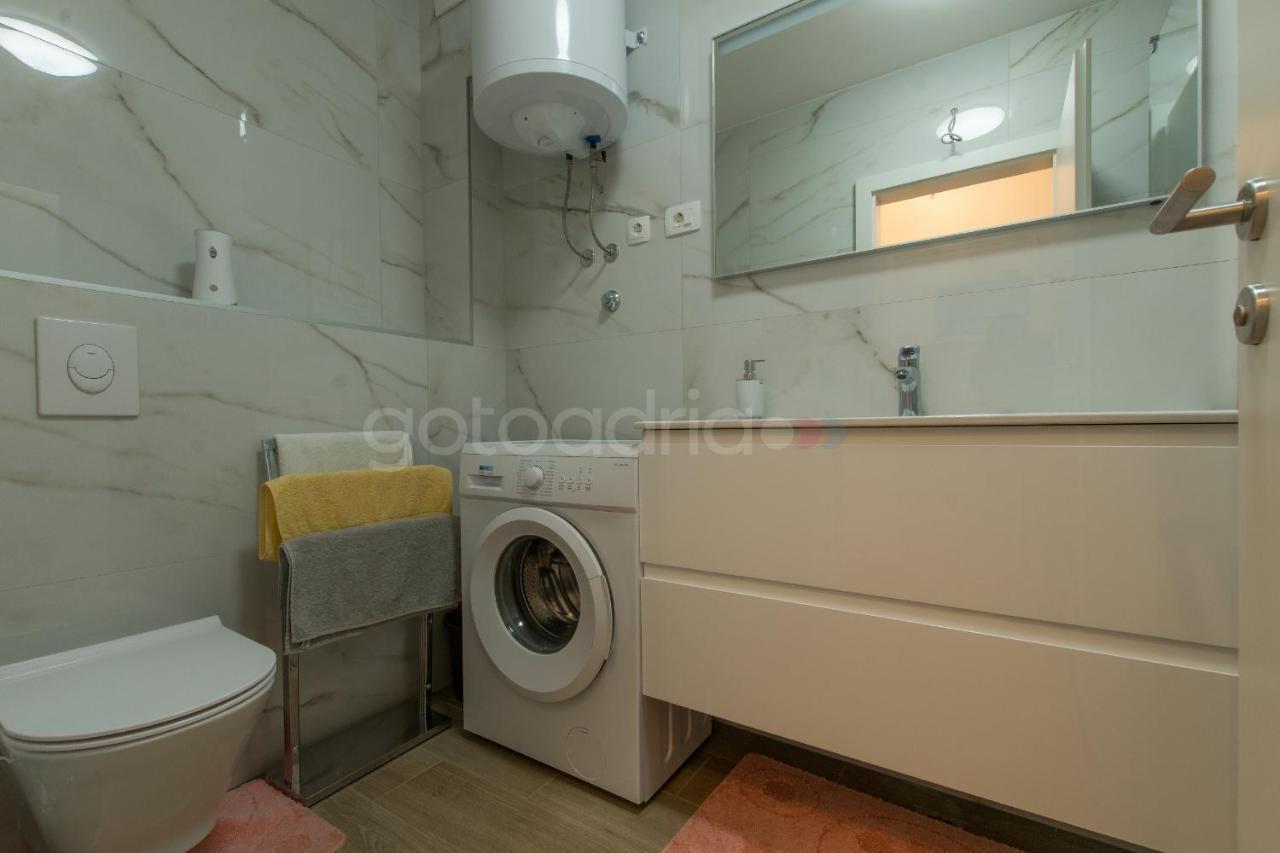 Sea View Apartment Ljiljana Макарска Екстериор снимка